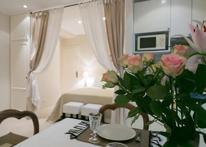Quartier Latin Apartments